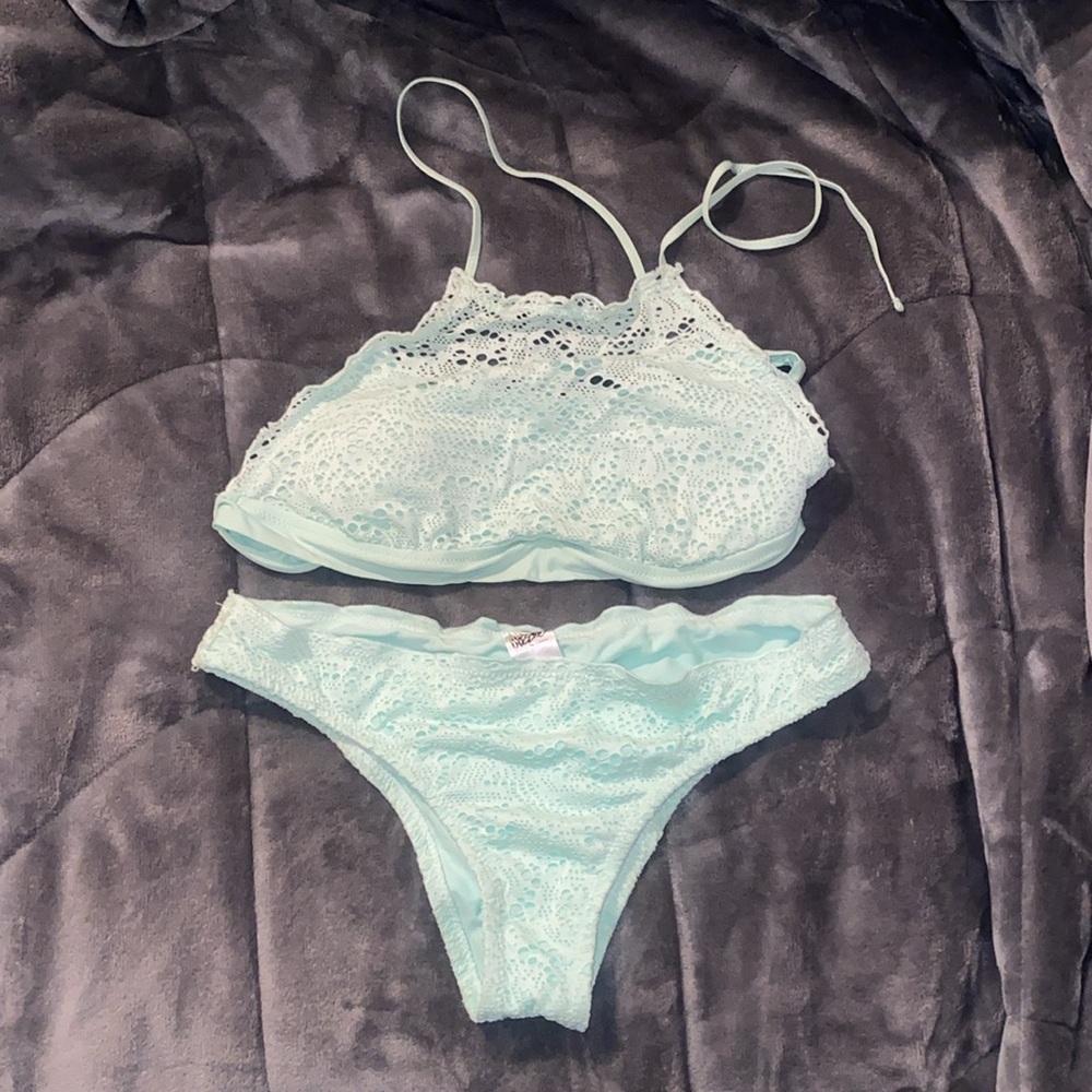 Brand NEW Bathing Suit SET 👙LOW PRICE